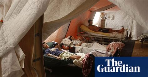 Chile Earthquake Survivors Welcome Aid Workers World News The Guardian