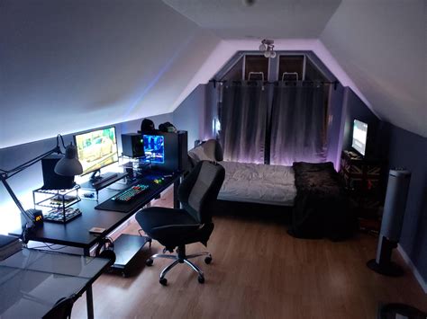 gaming setup  amazing rooms hmdcrtn