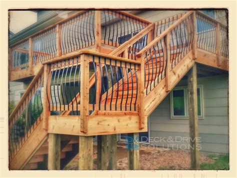 cedar deck  arc railing des moines deck builder deck