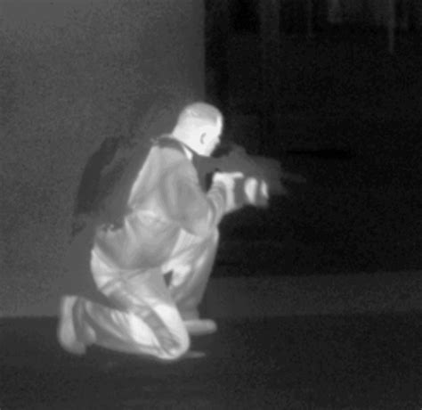 thermal imaging  night vision  pictures