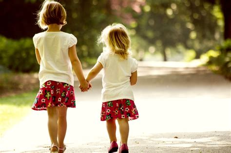 10 Signs You Have An Older Sister In Your Life Sheknows