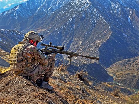 army sniper shares  trick  staying focused business insider