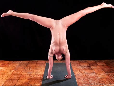 nude handstands porn teenage sex quizes