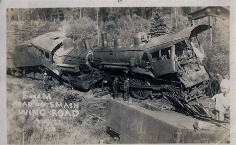 train wrecks train wreck head collision trains pinterest pictures    trains