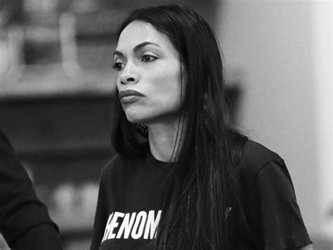 Is Rosario Dawson Gay Know All About Actors Sexuality And Personal Life