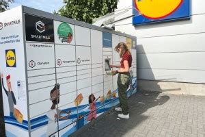 dhl neemt pakketkluizen smartmile  nederland