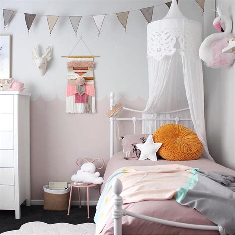 6 Dreamy And Very Different Grey And Pink Bedrooms For