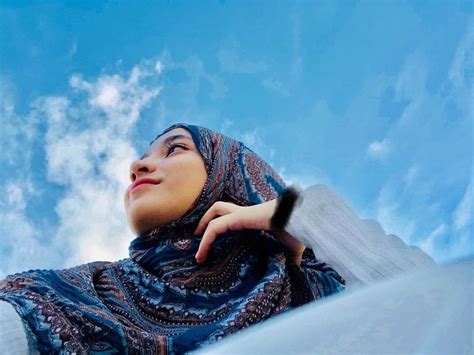 Farah Lovemuslimah Gadis Berjilbab Kecantikan Model Pakaian Hijab