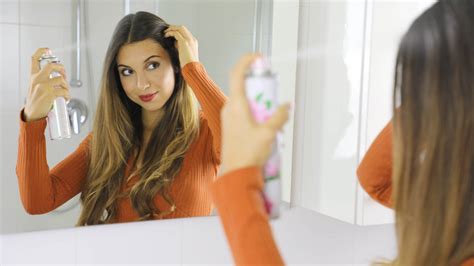 Ways To Use Dry Shampoo That You Ve Never Thought Of