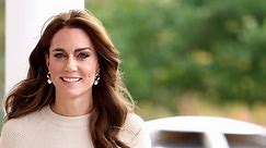 We Need Kate Middleton’s Cozy Sweater Skirt Set in Every Color, Please and Thank You