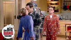 Penny & Sheldon Kiss | The Big Bang Theory