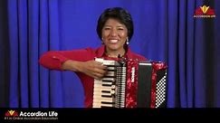 How to Play the Accordion: Lesson #1 - Getting started right!