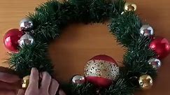 Do this with a clothes hanger - How to make a Christmas wreath 🎄🎄