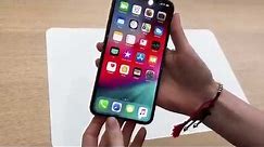 First Hands-on with the New iPhone Xs Max (Apple Keynote 2018