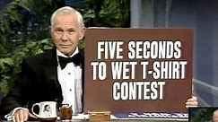 Johnny Carson's Funny Signs Grab Audience's Attention on New Year's Eve