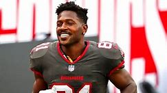 Tampa Bay Buccaneers star Antonio Brown obtained fake COVID-19 card, former live-in chef alleges