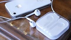 New Apple EarPods for iPhone 5 Unboxing & Review