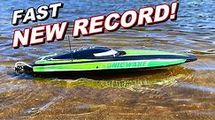 YOU WON'T BELIEVE THE SIZE of this HUGE BRUSHLESS 6S RC BOAT!! - Pro Boat Sonicwake - TheRcSaylors