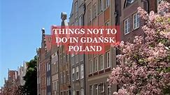 Don’t make these mistakes in Gdansk Poland 😉🇵🇱 To me, Gdańsk is a beautifully modern city, that hasn’t forgotten its historical roots at the same time: ⛱️ Visit 100cznia for sunset beach vibes, street food, vintage shops & more 🏘️ Stroll through the stunning and colourful old town of Gdańsk and don’t miss: Neptunes Fountain, Mariacka Street for Amber shopping and The Green Gate ☕️ Have coffee, matcha tea and pastries at Drukarnia cafe 🍽️ Eat a fine dining dinner or lunch at Canis 🥗 Eat del