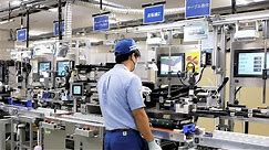 Japanese Large Manufacturers' Outlook Slips