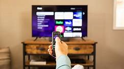 How to watch local channels and news on Roku devices (2023)