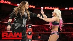 Nia Jax vs. Alexa Bliss: Raw, Sept. 18, 2017