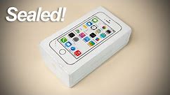 unboxing a SEALED iPhone 5s in 2023!