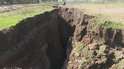 Giant crack in Kenya