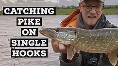Pike fishing with single hooks