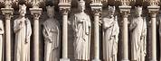 12 Apostles Statues Notre Dame