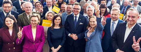 #PiS pokazuje swe prawdziwe oblicze… dla was Sejm RP, to scena ...