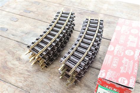 LGB 24 x Kurve Gleis 11000 Set - Neupreis: 200.- (Gebraucht) in ...