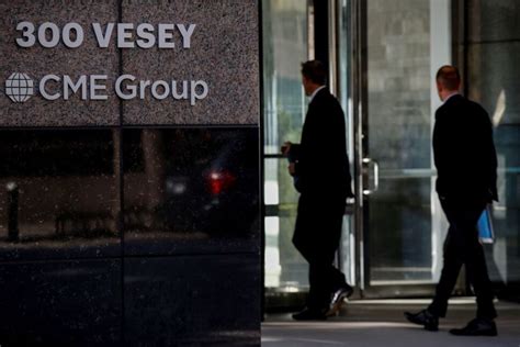 US Futures, Options Resume After CME Outage Underscores Resilience Concerns