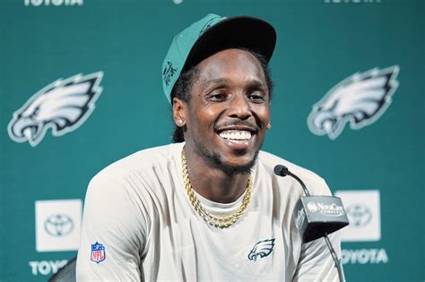 Has a leader emerged in Eagles' CB battle? (training camp observations ...