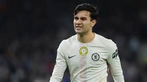 Leeds news: Facundo Buonanotte makes loan move from Brighton - BBC Sport