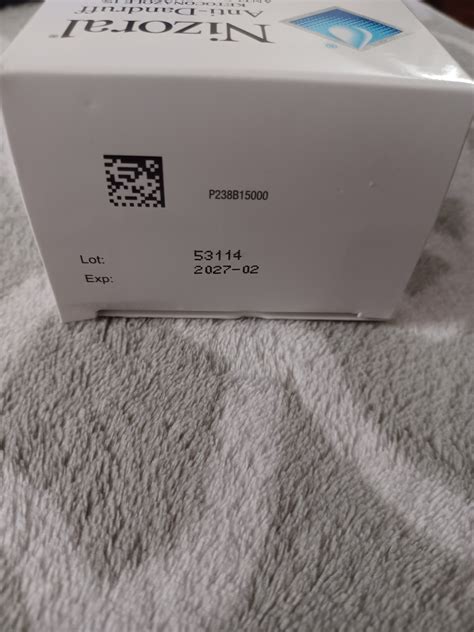 Nizoral Anti-Dandruff 2-In-1 Shampoo + Conditioner 14 fl oz Exp. 02/2027