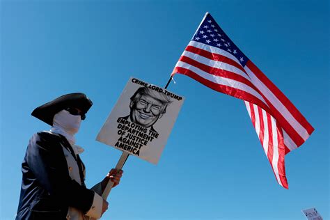 Ataque de Trump abre caminho para disputa mais ampla sobre poderes de ...