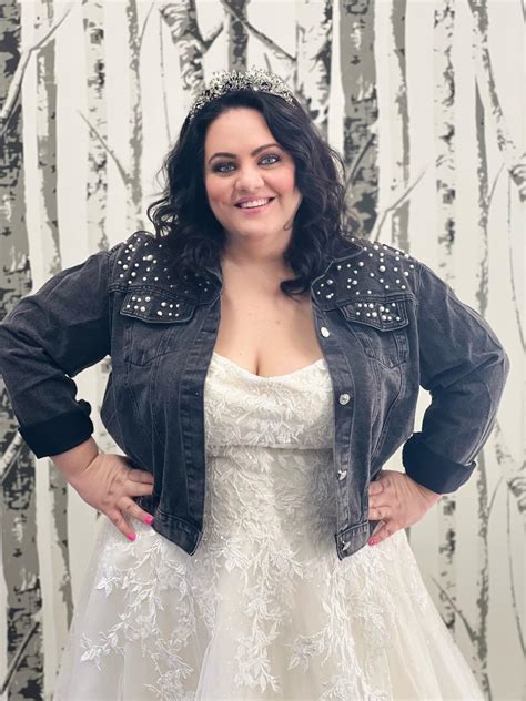 Plus size dress clothes for wedding | Honestweddingadvice.com