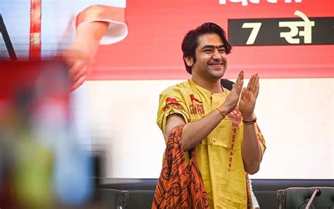 Shivaji remark by Dhirendra Shastri ignites Maharashtra row