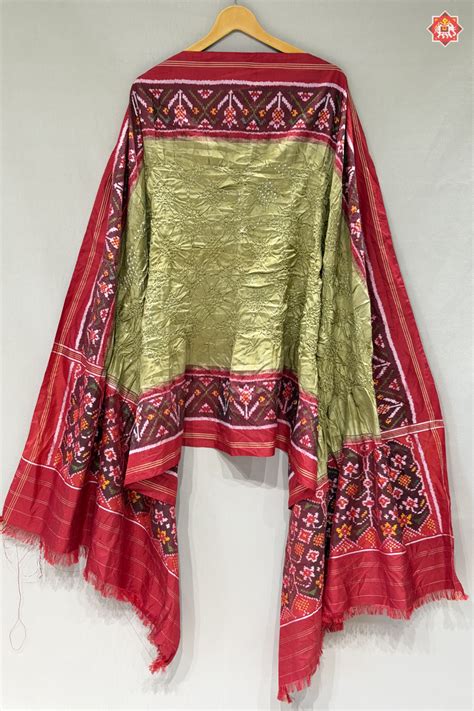 Pallu border patola design with bodywork bandhej dupatta – PATOLA By ...