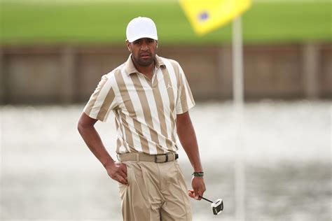 Tony Finau gets 'punched in the mouth', fights back at 2026 Players