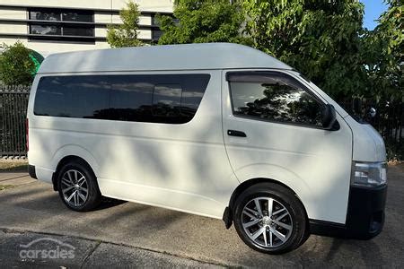 2016 Toyota Hiace DX Auto