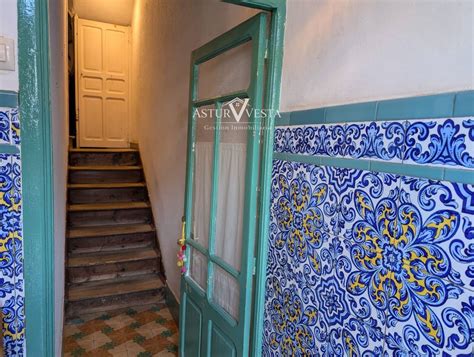 5 bedroom Villa for sale in Salas - € 250,000 (Ref: 9762412)