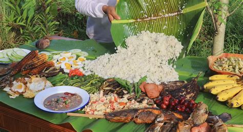 A bountiful breakfast beside the calming ricefields | Feed farm animals ...