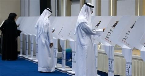 'Good turnout' as early voting starts in UAE’s first hybrid Federal ...