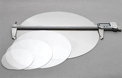 Wolfspeed Unveils 300mm SiC Wafer, Signaling Next Manufacturing Shift ...