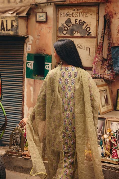 Fiza Pista Straight Set – Gulabo Jaipur