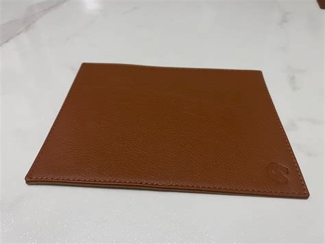 Premium Leather Mouse Pad – Minimal Desk Essential – ALPHAARA