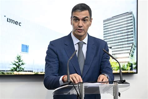 NOWHERE TO HIDE: Spanish PM Pedro Sanchez wants to end online anonymity ...