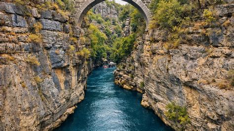 Köprülü Canyon and the historic stone bridge in Antalya